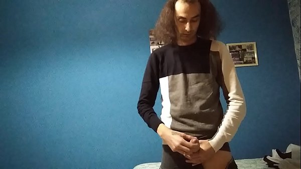 Play MP4 - Devo trasferirmi ma non ho ancora deciso come percorrere la Salerno - Milano &lpar;Andata e ritorno&rpar;&mi  Masturbo