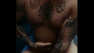 Muscle Sub wank &amp_ cum