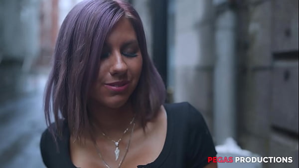 Pegas - Je me tape mes Deux Blondes 