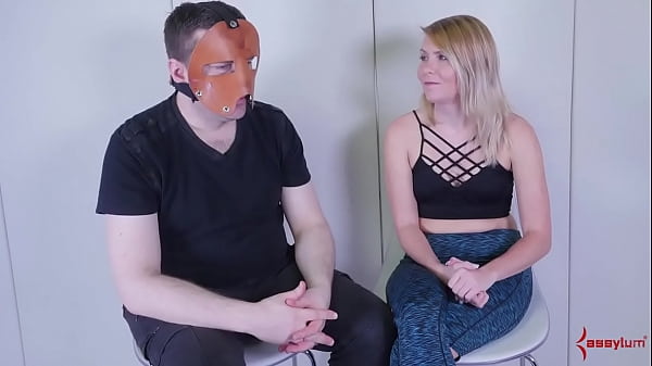 BDSM MFF threesome_slave sucks domscock