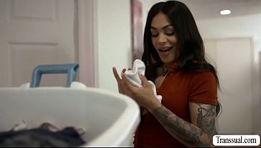 Fucking my friends stepsis while doing yoga