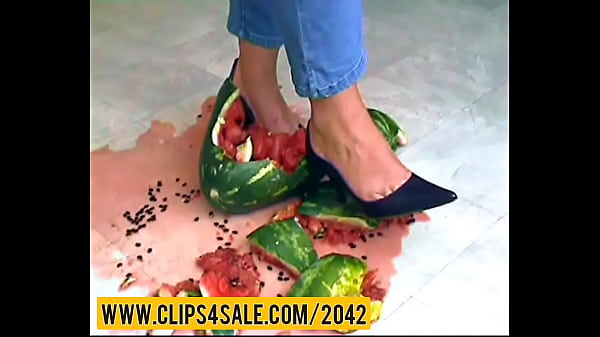 Tommy hilfiger spikes heels food crushing destuction 