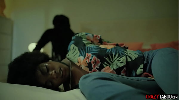 Black babes Kira_Noir and petite Noemie Bilas enjoyed hot finger_fucking