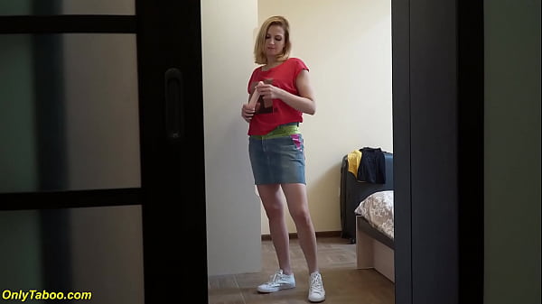 Play MP4 - sexy stepmom very first porn video