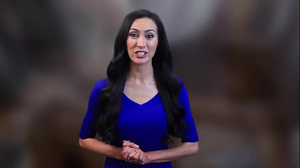 Play MP4 - Two slave-girls are lucky to taste a huge MILF's dick - 3some futa porno