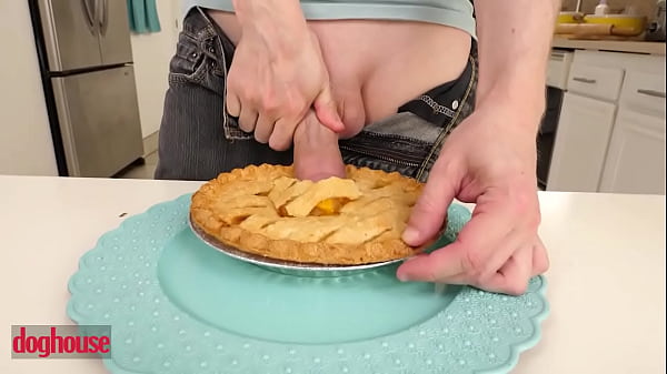 Play MP4 - DOG HOUSE - Mesmerizing Step Sister Moans Loudly As She Gets Her Pretty Pussy Fucked By Her Step Brother In Doggy