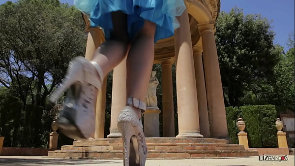 A liz in wonderland 1 liz meets blondie the rabbit