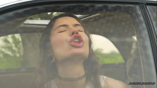 Nonton Messy Pink Lipgloss Marks On The Car Window thumbnail