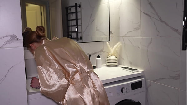 Nonton Her Shower Time Erupts With My Massive Cock Slamming Her Wet Cunt thumbnail