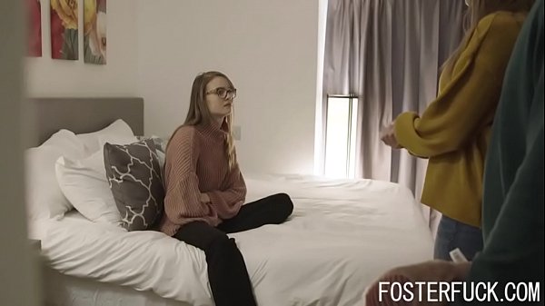 Nonton I Love Fucking My Foster Stepfamily thumbnail