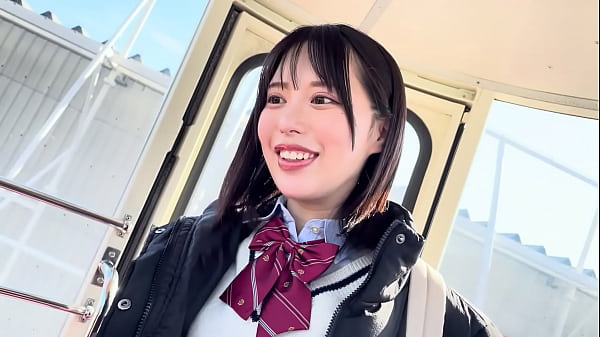 ドルオタのくそかわいい変態潮吹きjkをガチ生ハメ！パイパン スレンダー 中出し 美女 ハメ撮り 制服 女子校生 素人 thumbnail