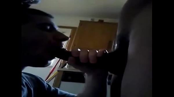 Play MP4 - straight white boy sucks bbc for first time hidden cam