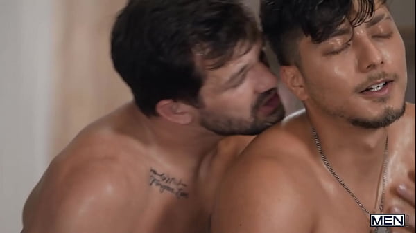 Shooter/ MEN / www.sexmen.com/lau 