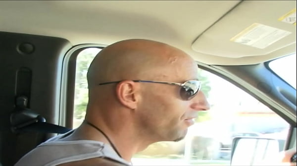 Angelina Valentine Is Hot With Perfect Tits thumbnail