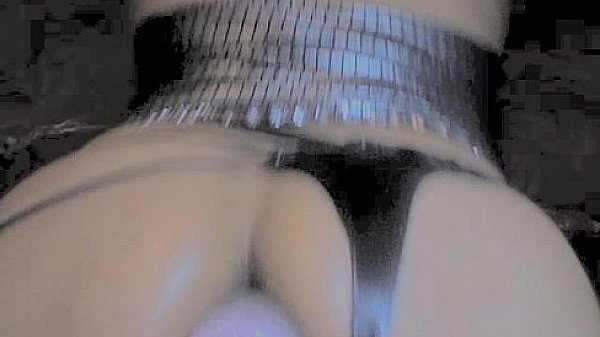 Caliente en la oficina y solitaria 