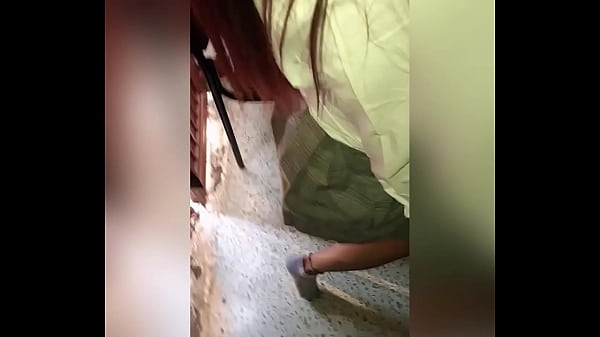 Estudiante latina y profesor follando rico en el sal&oacute;n de clases