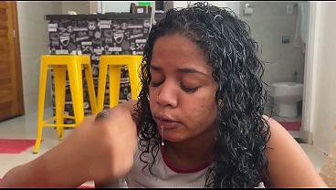 Fiquei Curiosa E Acabei Dando A Bucetinha Pro Meu Tio thumbnail