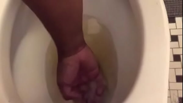 Using housemate&rsquo;s jizz on my dick 