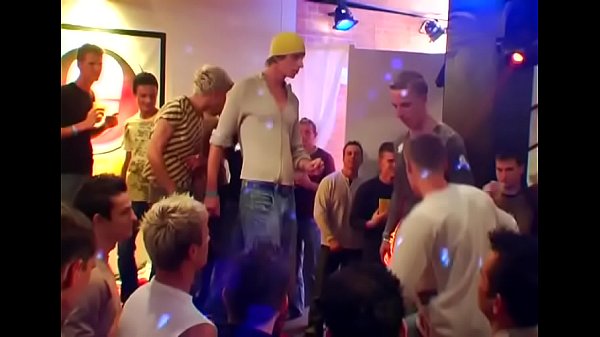 Deepthroating these long rods 