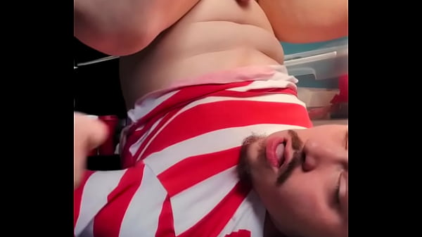 Fucking his face on the floor 