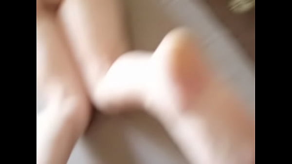 Play MP4 - hairy ass