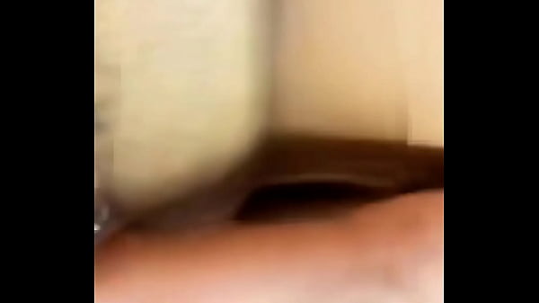 Play MP4 - BRASILEIRA DO BUNDAO SENTANDO GOSTOSO NO PAU &excl; &lpar; COMPLETO NO RED &rpar;