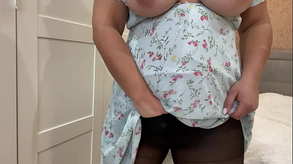 Egyptian teenin sexypantyhose masturbates tight wethairy pussy