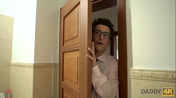 Play MP4 - 4K&period; Smart find way how to seduce s&period;&rsquo;s girl for dirty sex