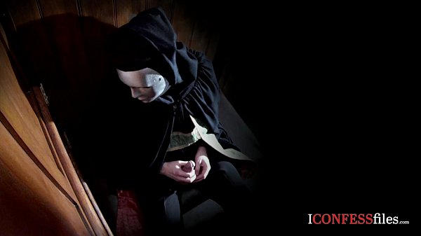 Play MP4 - ConfessionFiles&colon; Curvy British Babe in Action