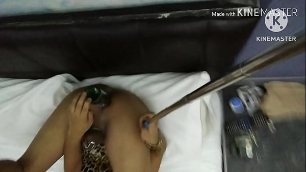 Play MP4 - Sissy in chastity drinking two anal beers