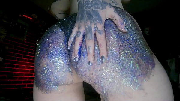 Big_butt oil massage and colourful_glitters
