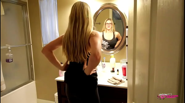 Play MP4 - My Slutty Step Sister