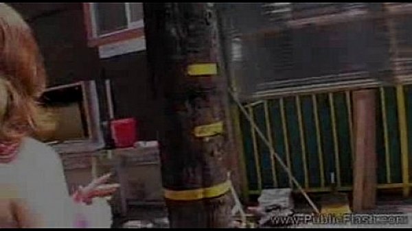 Nonton Public Flashing Ginger10 thumbnail