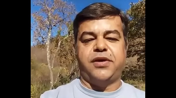 Gostoso tesudo, papudo dando uma aula em seu v&iacute_deo