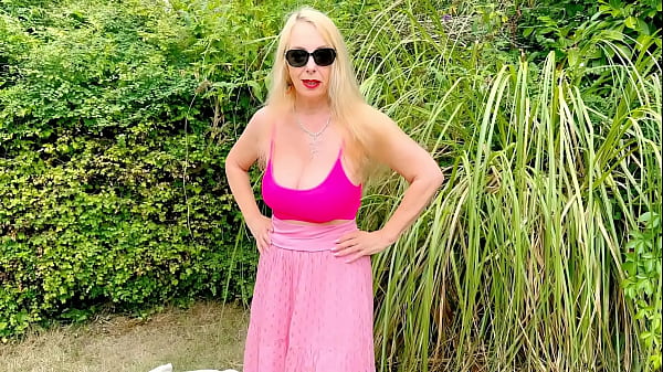 Nonton Lucy Gresty In Summer Garden Tit Tease thumbnail