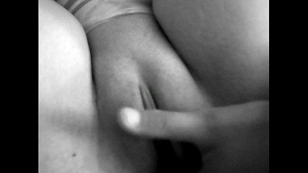 slovakteen bitch fingering her pussy