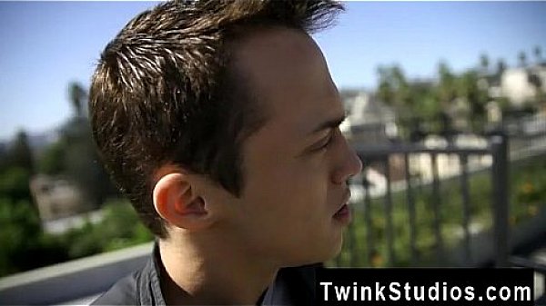 Gay clip of Here's how one lad gives another the boost to his ego 