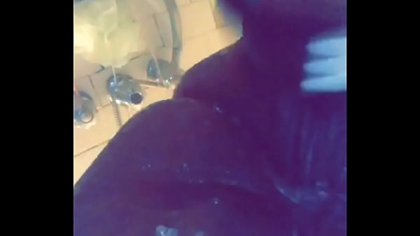 shower pussy