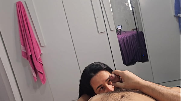 Nonton Meia-irm&atilde; Se Voc&ecirc; Me Der O Cuzinho Guardo Seu Segredo thumbnail