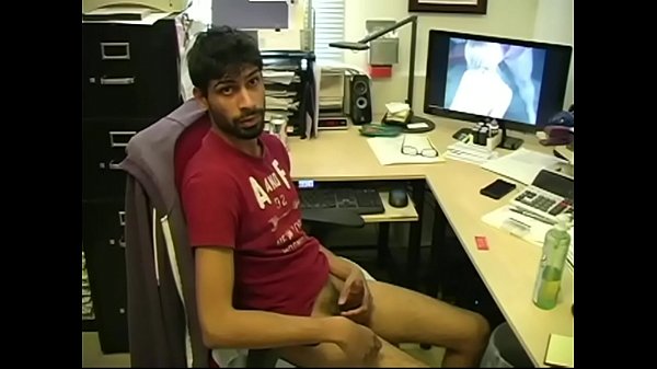 Indian Dude Gets His Cock Up A Bear Ass thumbnail