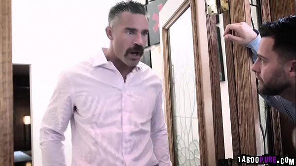 Play MP4 - Girlfriend Cadence Lux takes r&period; on her douchebag to boyfriend by having rough hardcore sex with two strangers