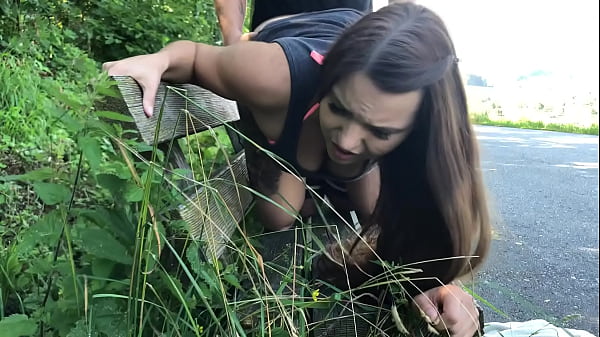 Play MP4 - Oha&excl; Bankfick in der Dorfeinfahrt - Gesichtsbesamung nach dem Freibad