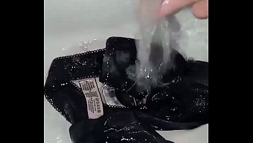 Slip Sborrati thumbnail