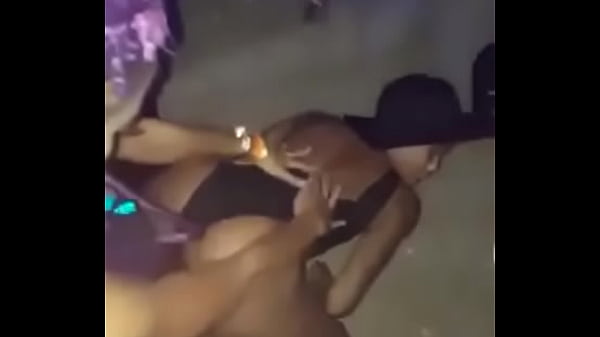 Play MP4 - Girls Gone Wild Again Daggering