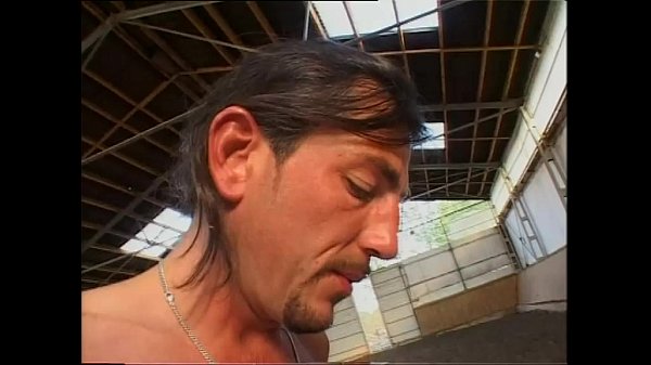 Play MP4 - Dirty Granny in love