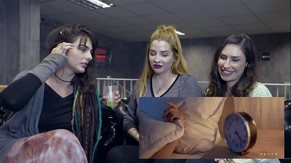 Play MP4 - PORN REACT sem censura&excl; Dread Hot&comma; Clara Aguilar e Emme White assistindo a um porn&ocirc;