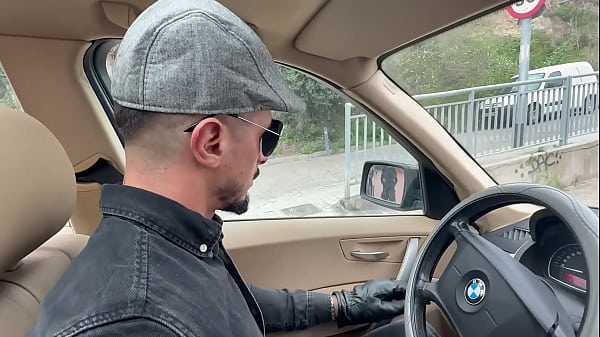 Nonton Busty Brunette Lulita Star Gets Double-teamed By Her Husband Jimmy Bud And Uber Driver Valentino Roca. thumbnail