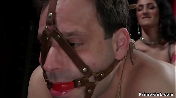 Alt_dom spanks butt_plugged_man slave