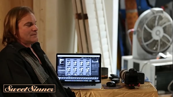 Adultmobile - Sweet Sinner - Molly Manson, Evan Stone - Office Conflicts Scene 3 thumbnail