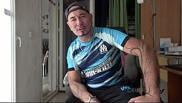 Un Jeune Mec De 20 Ans Baise Le Cul De Son Pote Gay Et Lui Jouit Dans Le Cul Par Surprise thumbnail